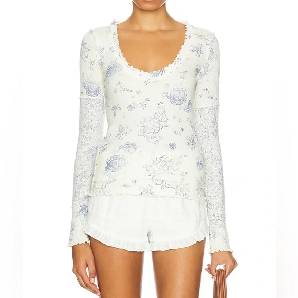 🌻🆕FREE PEOPLE We The Free Clover Printed Thermal-Ivory Combo-Size Medium - Picture 11 of 16